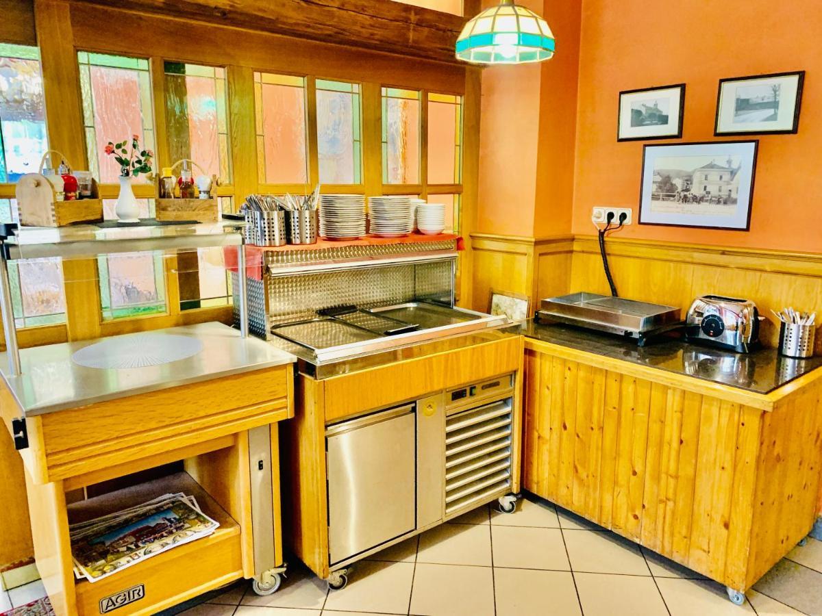 Hotel Macocha Blansko Extérieur photo