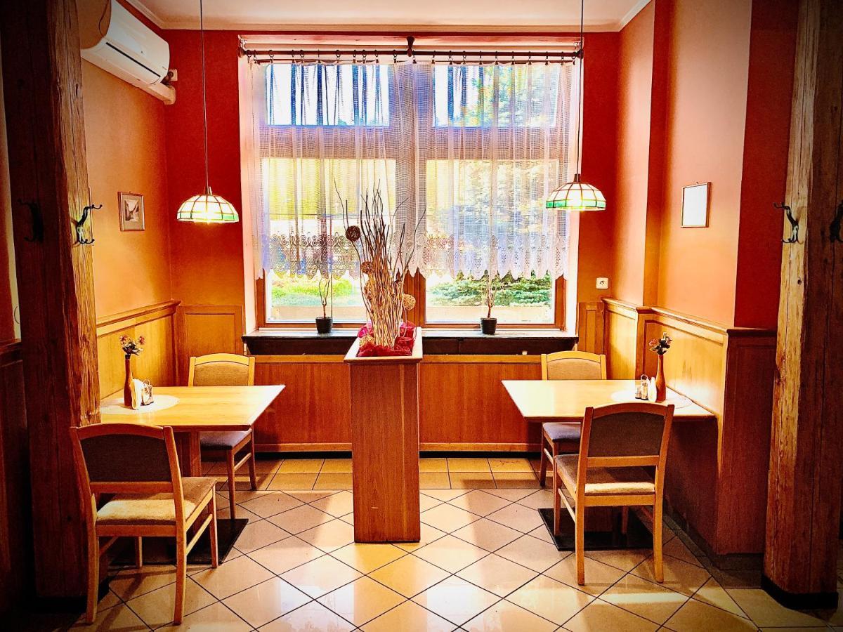 Hotel Macocha Blansko Extérieur photo