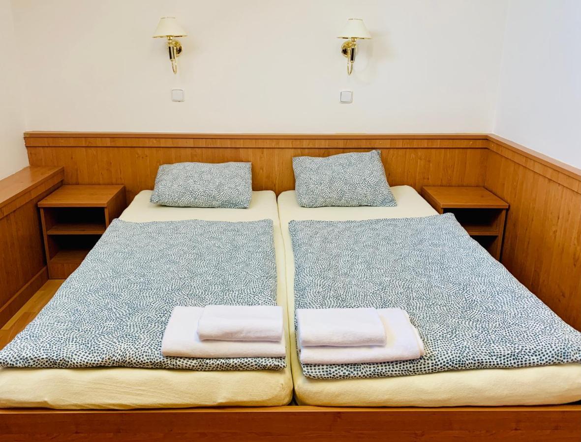 Hotel Macocha Blansko Extérieur photo